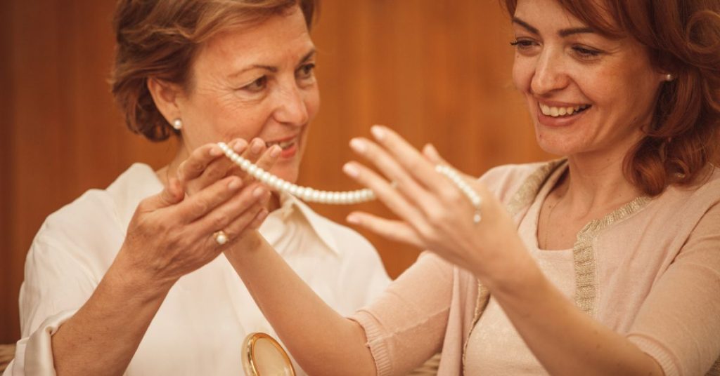 How to Successfully Pass On Heirlooms - Featured Image